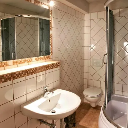 Zabytkowy Spichlerz W Olsztynie Koło Częstochowy Olsztyn (Silesia)