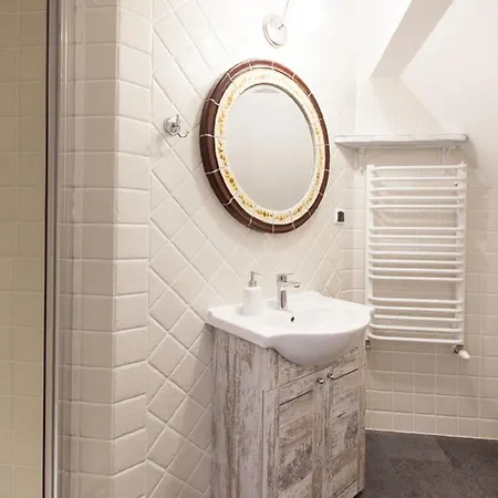 Zajazd Zabytkowy Spichlerz W Olsztynie Koło Częstochowy Olsztyn (Silesia)