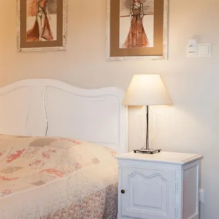 Zabytkowy Spichlerz W Olsztynie Kolo Czestochowy *