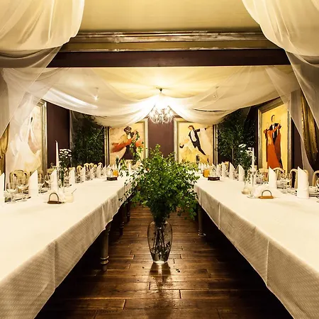 Locanda Zabytkowy Spichlerz W Olsztynie Kolo Czestochowy Olsztyn (Silesia)