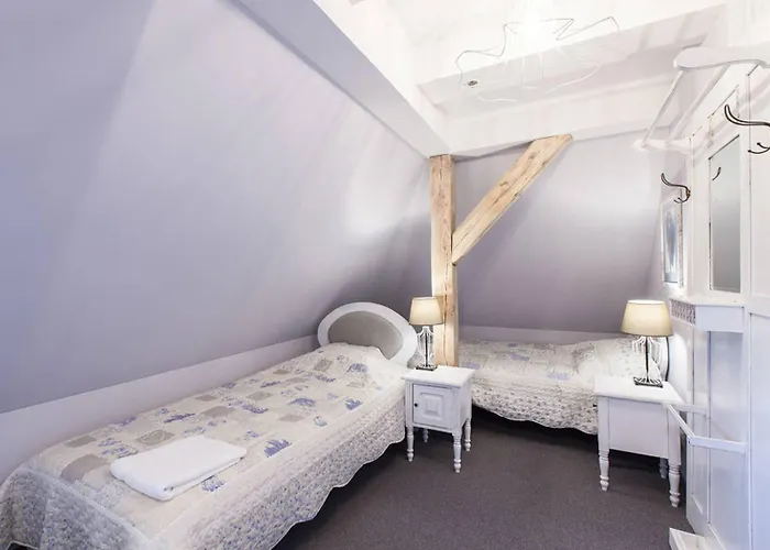 Inn Zabytkowy Spichlerz W Olsztynie Kolo Czestochowy