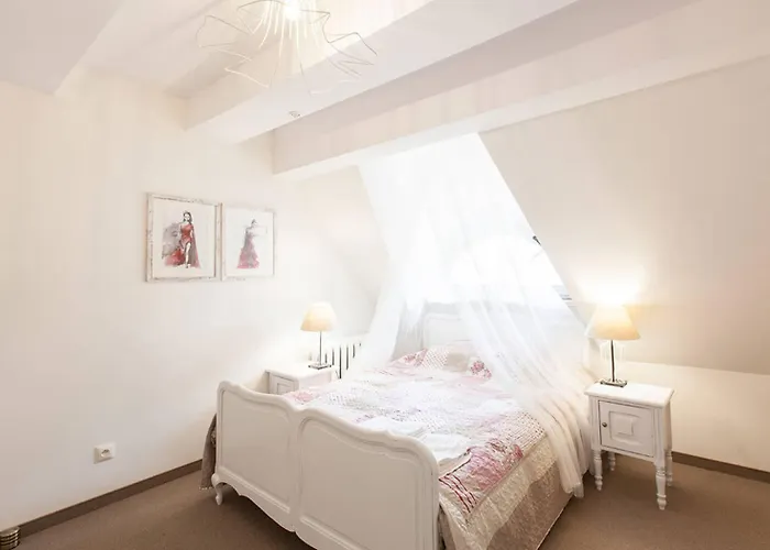 Inn Zabytkowy Spichlerz W Olsztynie Kolo Czestochowy *