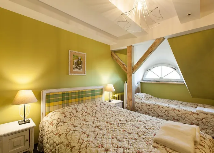 Zabytkowy Spichlerz W Olsztynie Kolo Czestochowy אורחן *