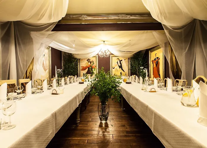 Inn Zabytkowy Spichlerz W Olsztynie Kolo Czestochowy Olsztyn (Silesia)