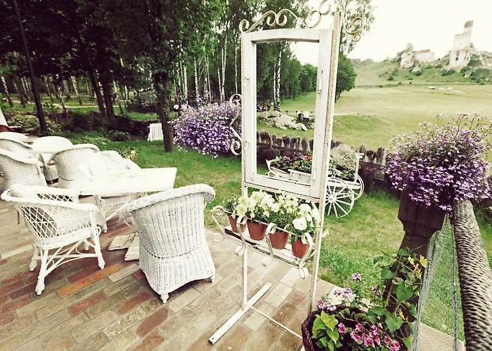 Zabytkowy Spichlerz W Olsztynie Kolo Czestochowy *