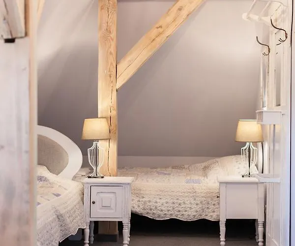 Inn Zabytkowy Spichlerz W Olsztynie Kolo Czestochowy