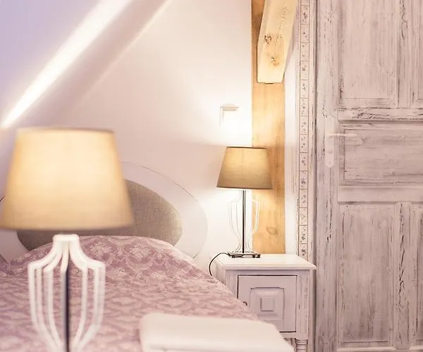 Inn Zabytkowy Spichlerz W Olsztynie Kolo Czestochowy Olsztyn (Silesia)